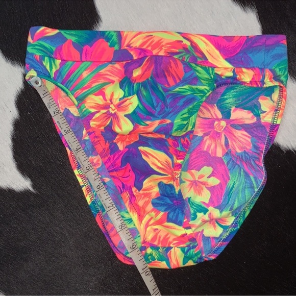 Y2K Victoria’s Secret Swim Pink Strapless Bikini Top with Vintage 90s Bottom set - Picture 11 of 13